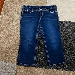 Maurices size 13/14  capris